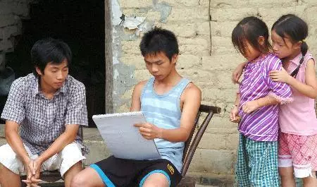 女友索要十八萬彩禮,席間我去趟洗手間,回飯桌時我立馬走人!
