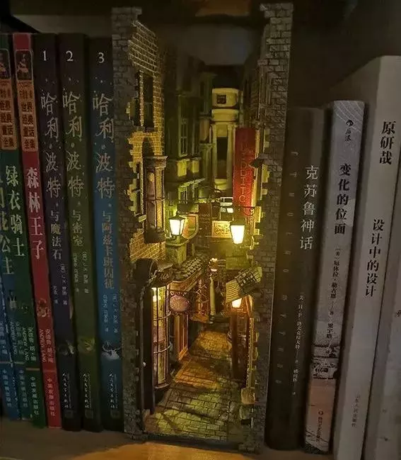 宮崎駿動畫被奶爸搬到現實,房子比手指還小,30萬粉絲每日在線催更