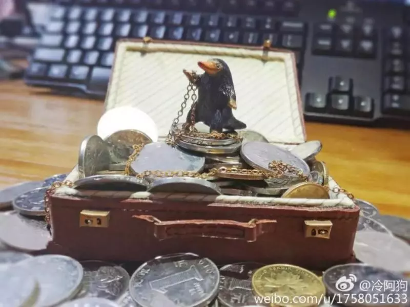 宮崎駿動畫被奶爸搬到現實,房子比手指還小,30萬粉絲每日在線催更