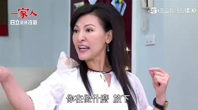 7年婚姻早破局!廖麗君當街「勾老外新歡進酒店」 難過吐心聲「在家被逼跟狗說話」:離婚是遲早的