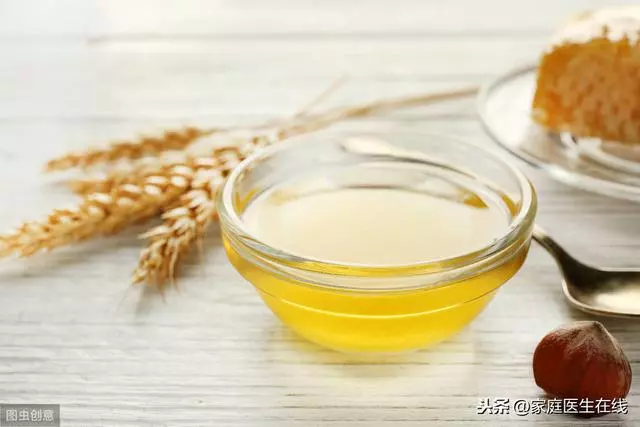 蜂蜜水有什麼用?經常喝一點,身體得到4個改善!