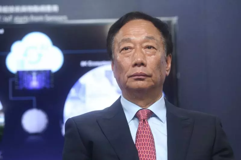 郭董發飆!連開7小時會議「罵哭鴻海錢媽媽」:妳不配坐這位置 公司被追討債務「惹上350億糾紛」