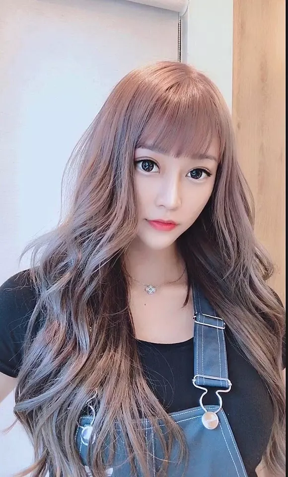 甜美女孩「Doreen Lin」,最火辣的重機女騎士來了,老司機們快跟上!