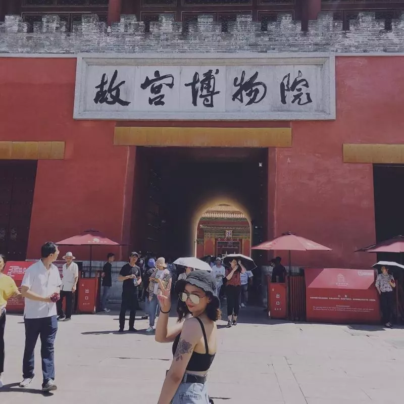 暗黑系吳謹言!嬉皮感正妹「Winnie」高冷率性電眼超殺,藏不住兇猛武器!