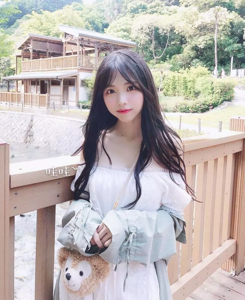 清純模樣的碧波妹妹 引網暴動直呼:好可愛!