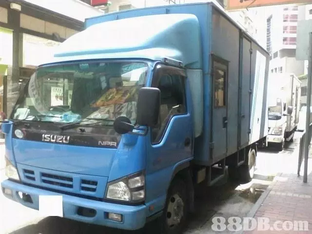 女生想應徵業務送貨司機,卻被大家說不適合 網友叮嚀:女生搬重物,還是要留意身體狀態