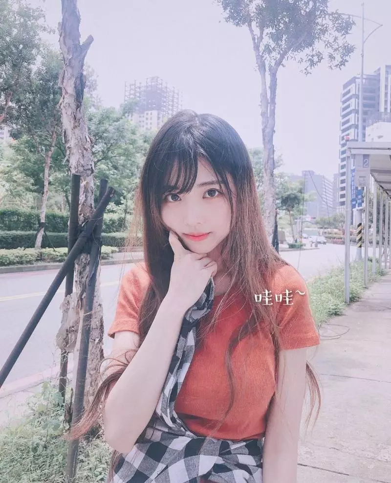 清純模樣的碧波妹妹 引網暴動直呼:好可愛!