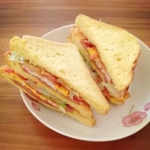 三明治不必出去買,美食達人手把手教你,作為早餐簡單又快手