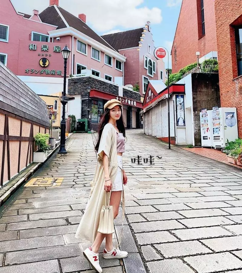 天菜級的空姐Cheryl連發美照在IG,粉絲們大飽眼福~