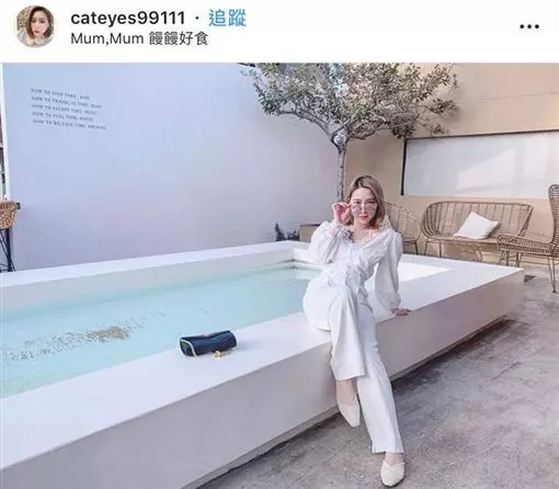美翻!池畔喝咖啡 彷彿到國外度假