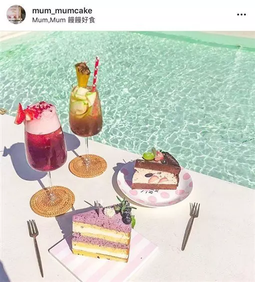 美翻!池畔喝咖啡 彷彿到國外度假