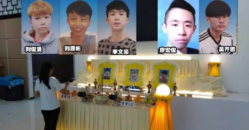 5華裔少年車禍死 家屬同學悲傷痛哭送殯