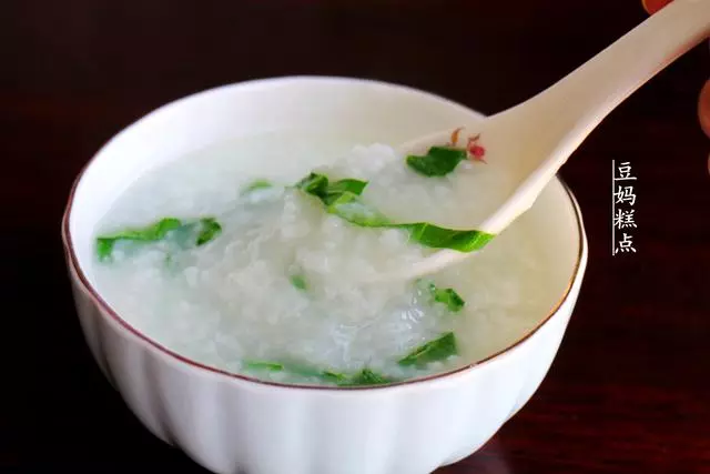 秋天養生這5道粥我家常做,扔進電飯煲一鍵搞定
