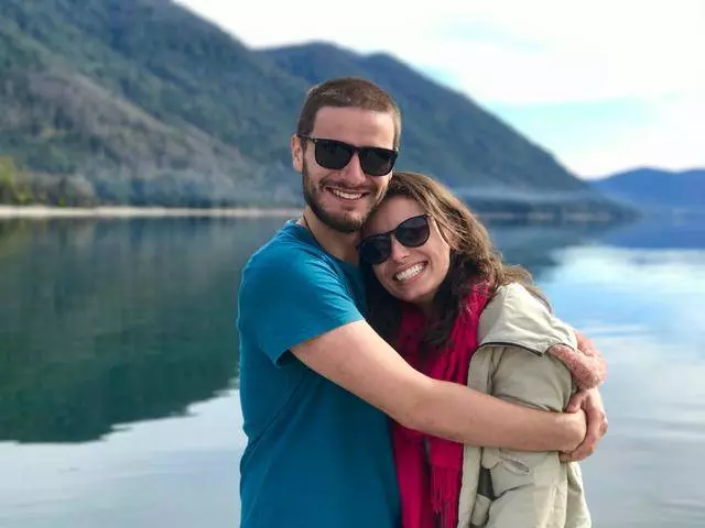 夫妻久別重逢,男人忍不住做這三件事,說明他深愛著你,別不珍惜 !