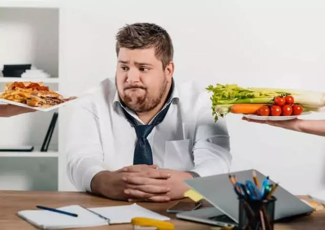 白米飯吃多了容易引發血糖升高?這8種食物也要「忌口」 !