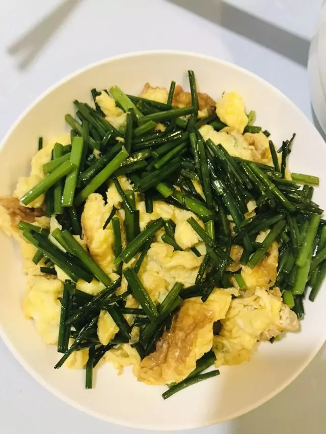 簡單又好做的13種韭菜台做法,上桌就光碟,在家都可以做