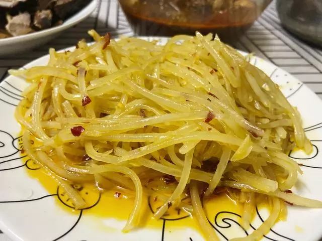土豆絲的14種做法,製作簡單營養開胃,搭配米飯更是超級下飯