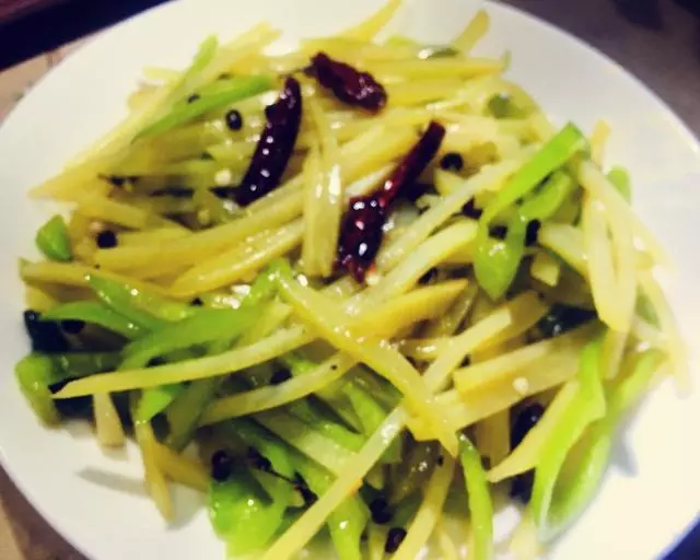土豆絲的14種做法,製作簡單營養開胃,搭配米飯更是超級下飯