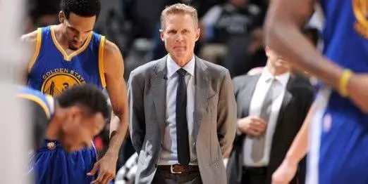 令人感嘆!昔日王朝,勇士今年首冠陣容成員僅剩3人,已有9人相繼淡出NBA了!
