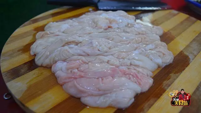 豬大腸的新吃法,多做這1步,炒出來的豬大腸脆爽可口,好吃極了