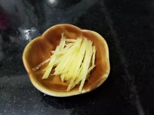 生薑是「萬能藥」,能治脫髮、暈車、暖胃?闢謠:並沒有那麼神奇