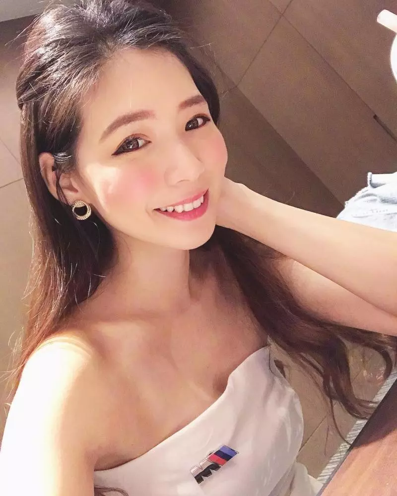 鐵粉急擋:不可以這麼美!「吳若Dudu」美女光太耀眼讓人一眼就沈醉!