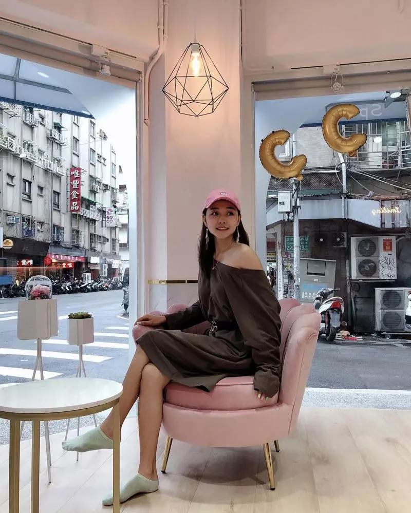 再不追蹤就等死!「唐婷婷Lggy」燦爛甜笑超迷人!