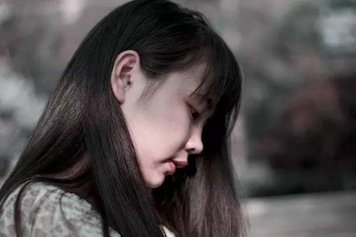 霸氣要前夫休掉我的婆婆,如今賴在我家門口,懇求我和他兒子復婚 !