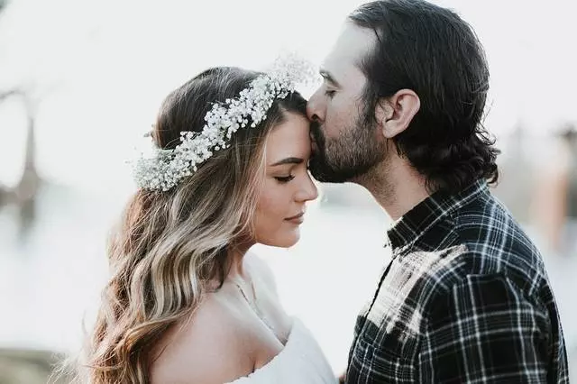 「結婚五年,我只和婆婆頂了一句嘴,老公卻叫嚷著要離婚」
