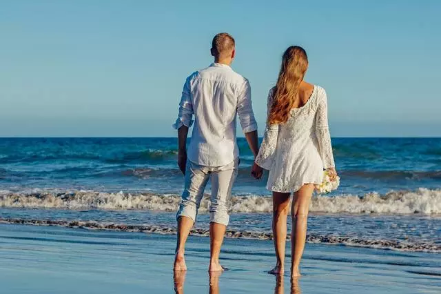 「結婚五年,我只和婆婆頂了一句嘴,老公卻叫嚷著要離婚」