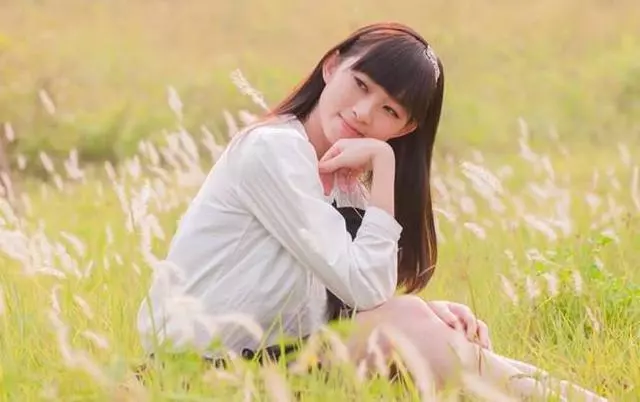 我出嫁我媽陪嫁一套房,婆婆逢人就夸兒子有本事,如今她不吭聲了
