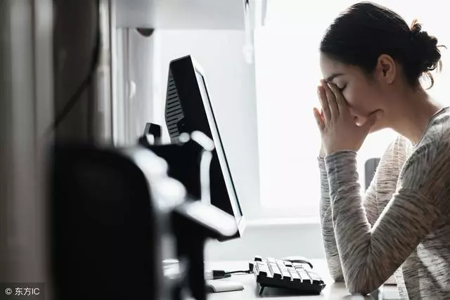 搬了新房子一家人其樂融融,沒想到孩子卻半夜哭哭啼啼不止