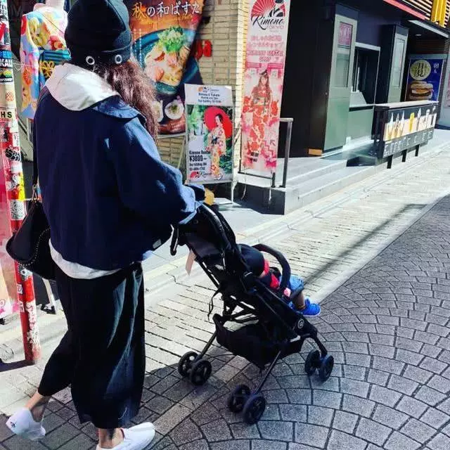 張柏芝曬「小王子」正面照曝光!網友紛紛留言:好可愛!