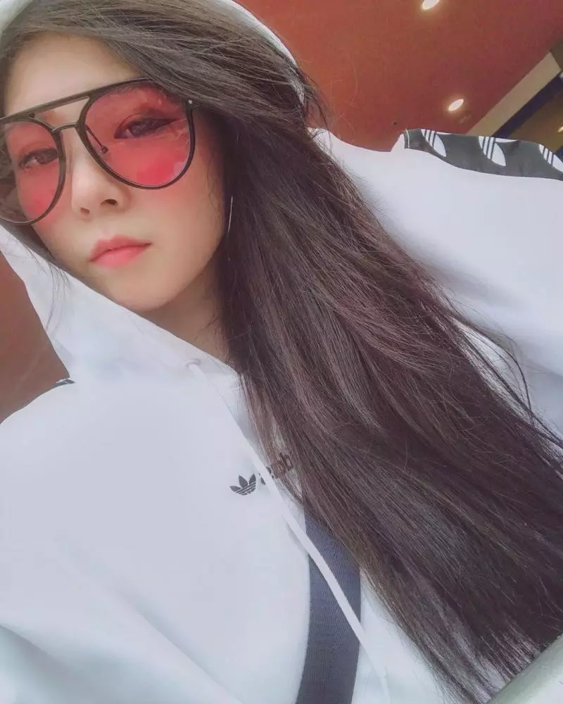 鐵粉急擋:不可以這麼美!「吳若Dudu」美女光太耀眼讓人一眼就沈醉!