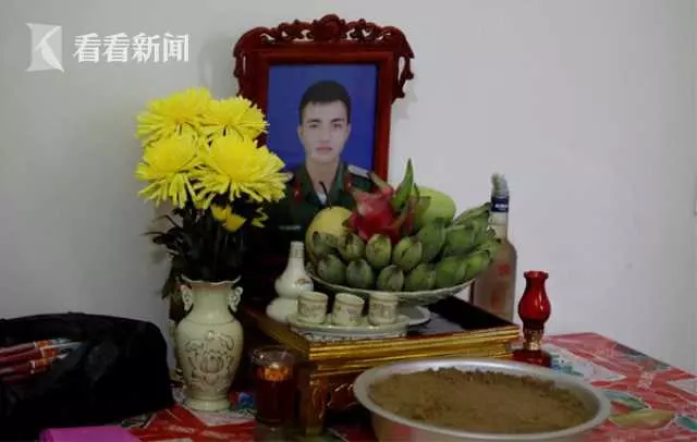 籌1萬英鎊幫老公偷渡失聯, 妻子抱兒淚崩 : 沒力氣了 !