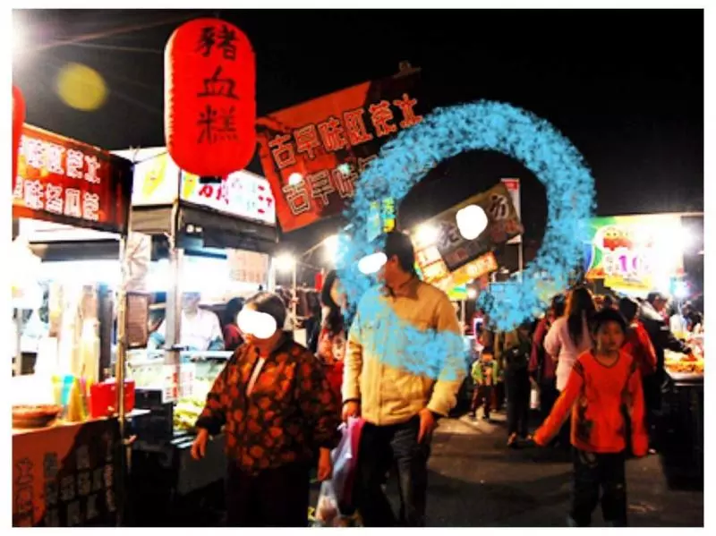 客人叫餐還要求代購土司,被拒絕後加買一桶再問:這樣能幫我買土司了嗎?XD