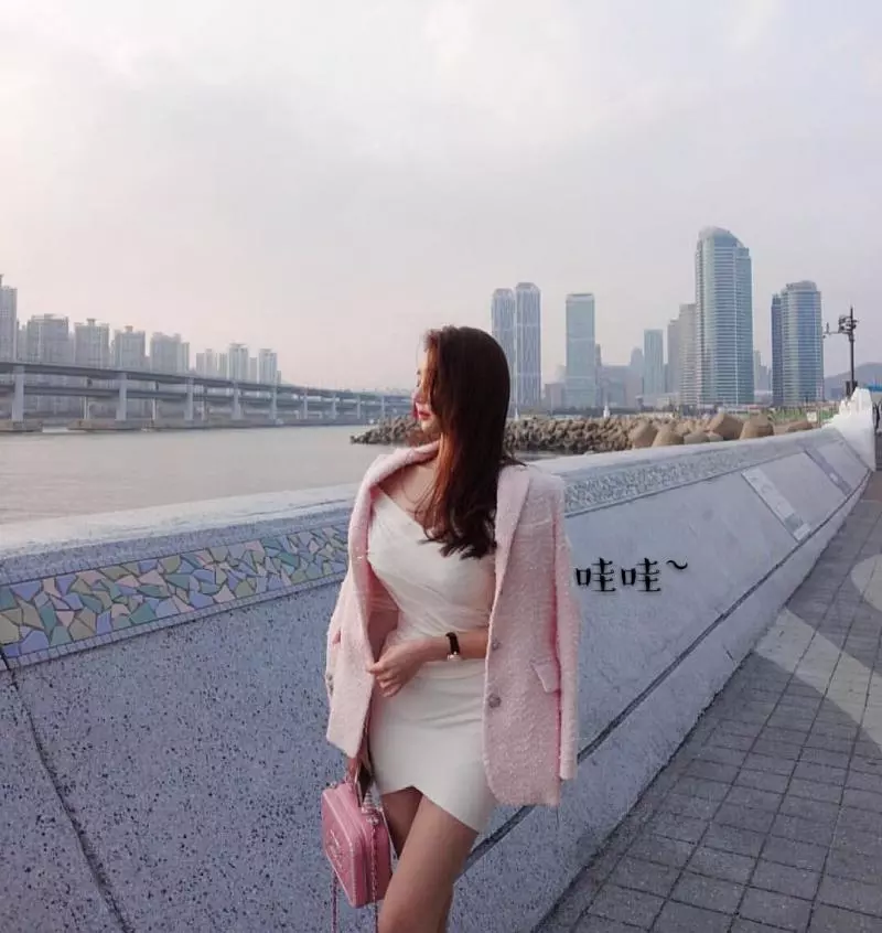 邪惡的角度~ 這畫面也太美了吧!