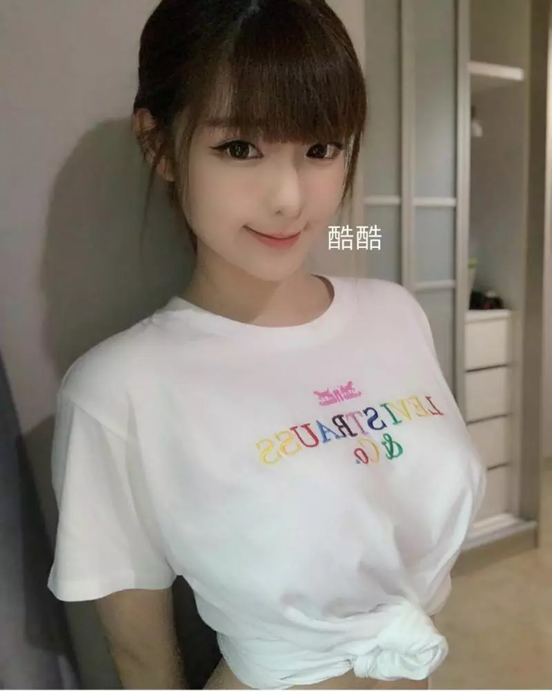 Amy小姐姐每天都穿的讓粉絲們看的心花怒放的~