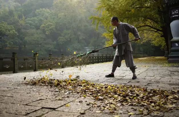 一位過來人的話:人到50歲,一定要學會「靜養」自己,方有後福!