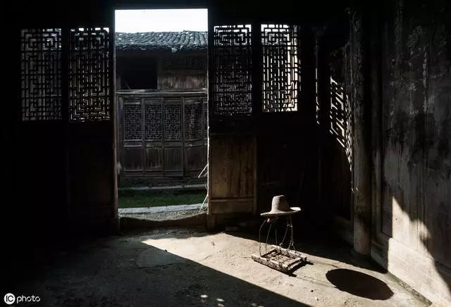 老一輩都說門對門不好?如今房子都不講究,門對門有什麼不好?
