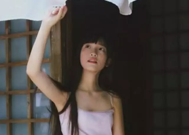 「兒媳,就把主臥讓給我女兒住吧」「行呀,等我明天把婚先離了」