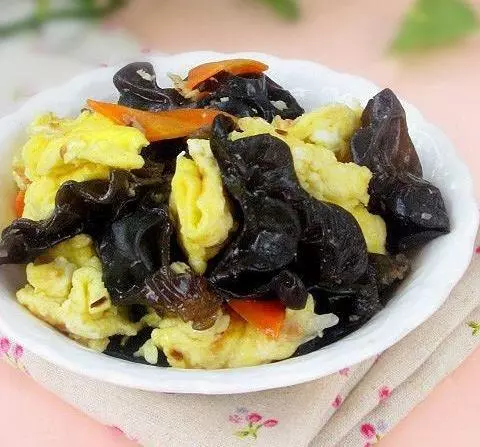 18道木耳做法,連吃10天也不膩,好吃又下飯,果斷收藏