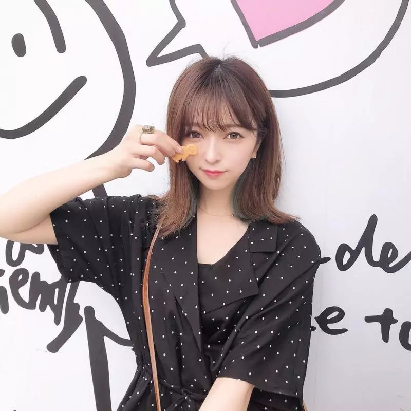 清新櫻花妹「船木沙織」海攤上大秀白嫩美體,男人們看到都不小心溺水了!