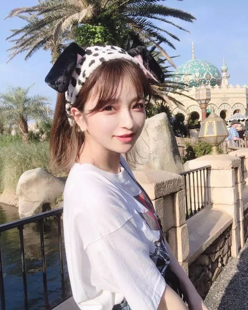 清新櫻花妹「船木沙織」海攤上大秀白嫩美體,男人們看到都不小心溺水了!