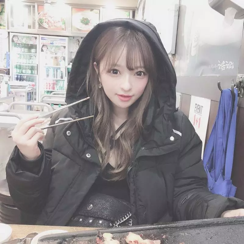 清新櫻花妹「船木沙織」海攤上大秀白嫩美體,男人們看到都不小心溺水了!