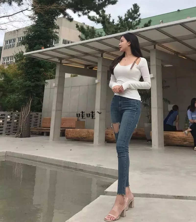 腿長到逆天超火辣的MIN 迷倒了不少網友,真的美跪了~~