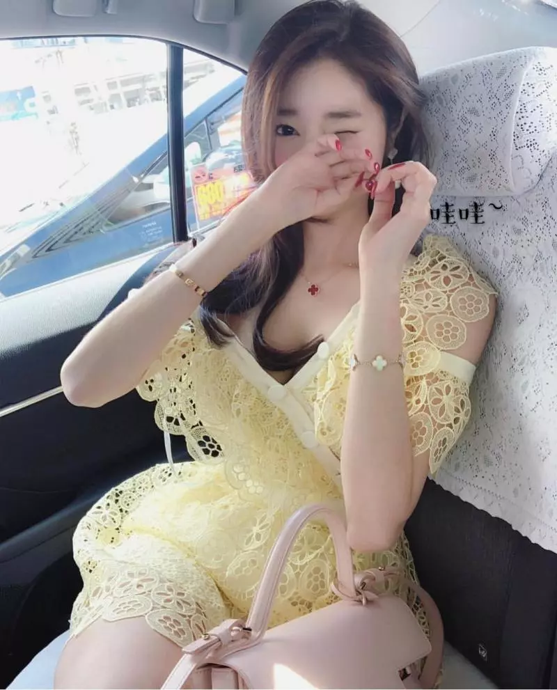 邪惡的角度~ 這畫面也太美了吧!