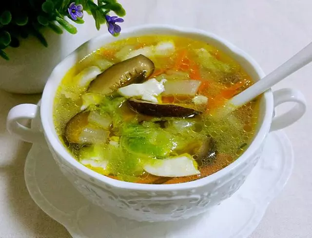 最適合秋冬喝的10種湯湯水水,天冷喝一碗,全身暖和舒服,學起來