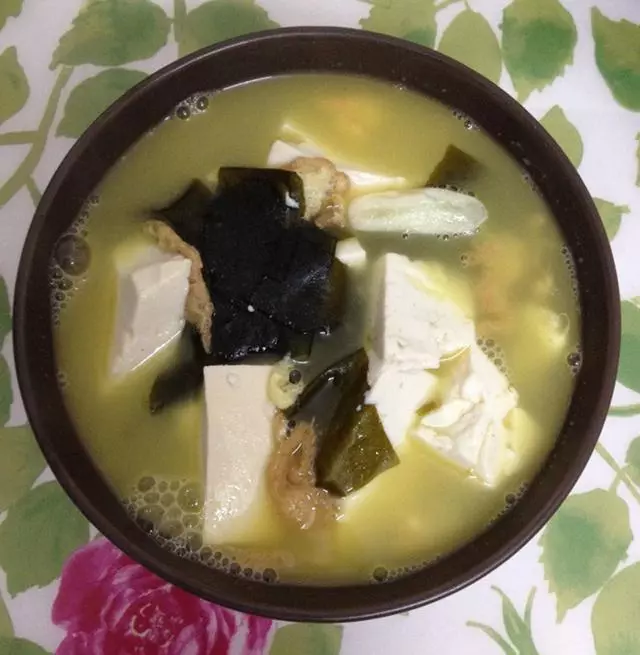 最適合秋冬喝的10種湯湯水水,天冷喝一碗,全身暖和舒服,學起來