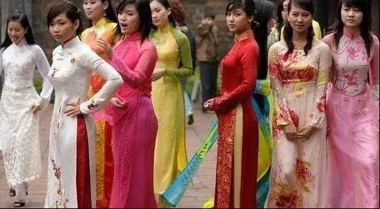 台男花9萬馬幣娶越南新娘,新婚夜痛哭大喊:不行不行我不娶了!